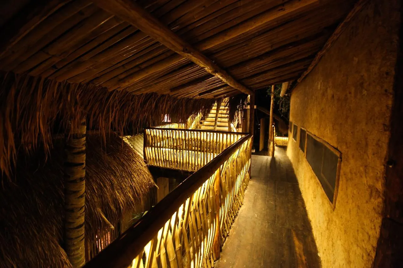 Bambu Gran Palas Hostal Party Mexique